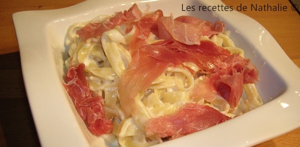 Tagliatelles au Saint-Marcellin et jambon de Parme