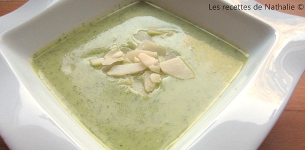 Velouté de courgettes au curry