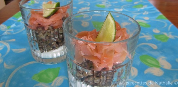 Verrines de lentilles au saumon fumé et mousse à la ciboulette